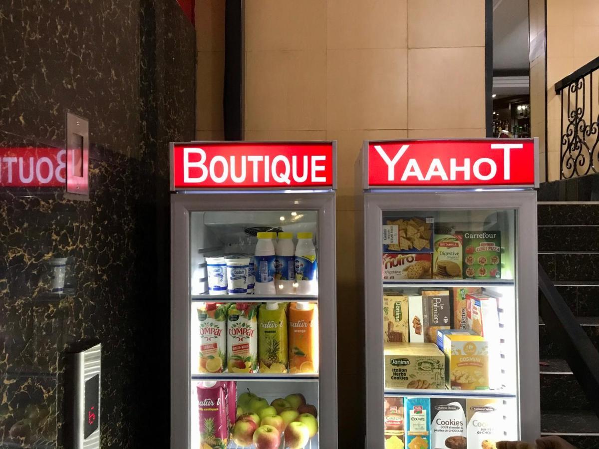 Hotel Yaahot Yaoundé Zewnętrze zdjęcie