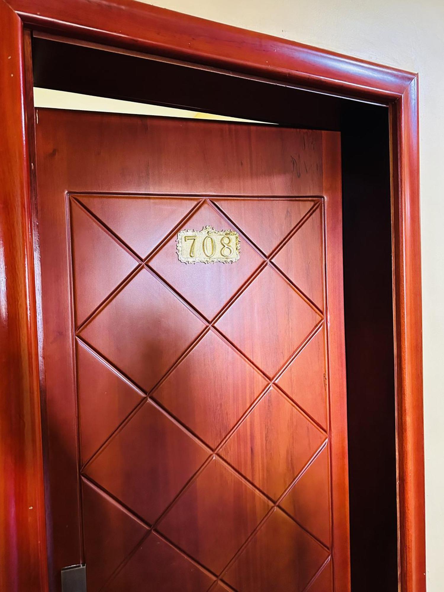 Hotel Yaahot Yaoundé Zewnętrze zdjęcie