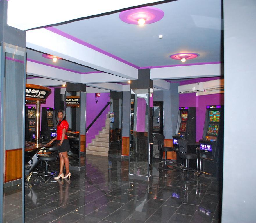 Hotel Yaahot Yaoundé Zewnętrze zdjęcie